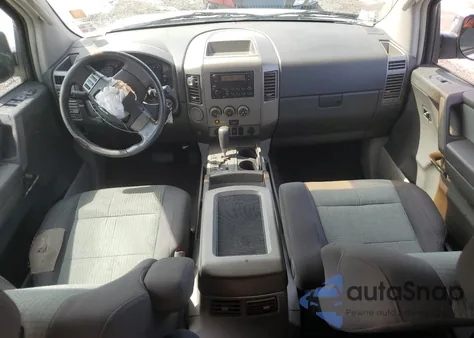 2004 Nissan Titan Xe z USA, uszkodzony, nr VIN 1N6AA07A84N557244